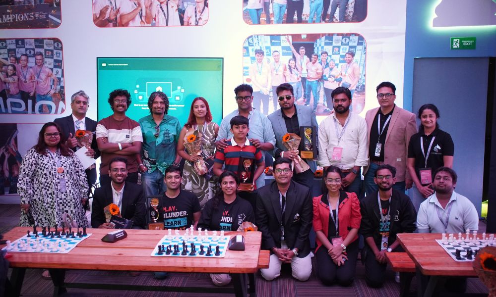 Winners of the 'Creators, PR and Journalists Blitz' held in Bengaluru as part of the GCL Fanzone tournaments, with CHESS KLUB team
